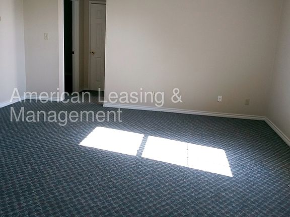 3rd image of 5210 Green Ave