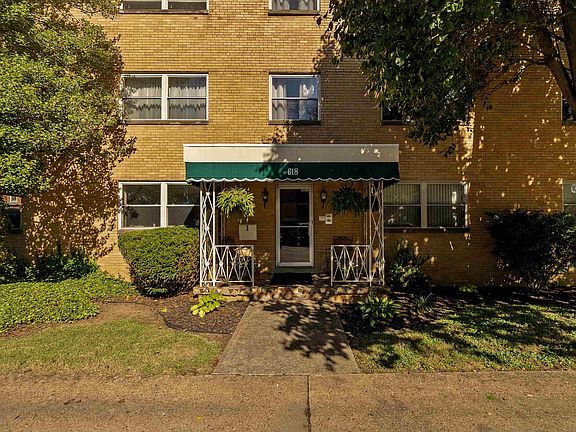 2nd image of 618 11th Ave