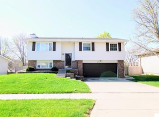 4315 Bingham Cir, Lincoln, NE 68516
