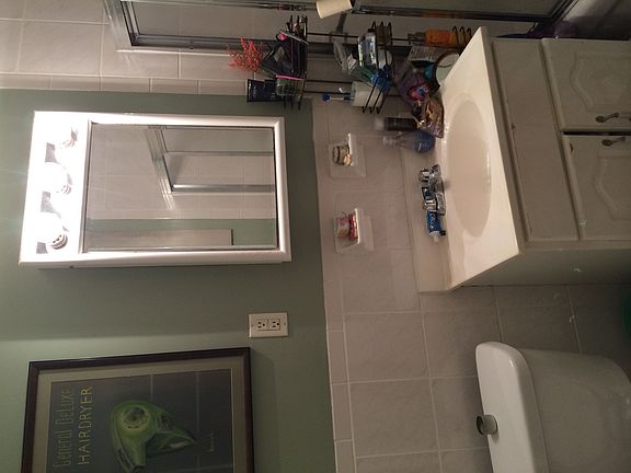 4th image of 1039 48th Ave #2R