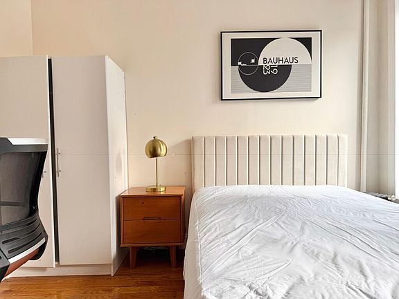 4th image of 533 Nostrand Ave #2