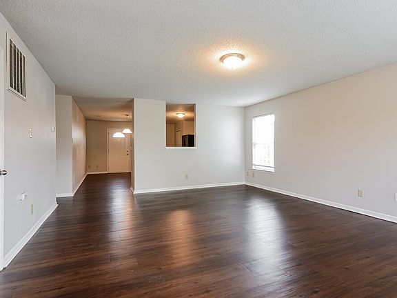 3rd image of 1745 Brassica Way
