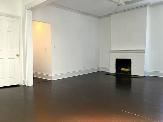 Rented by Oak Tree LLC | media 32