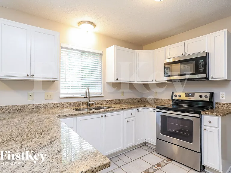 7344 Berkshire Downs Dr — Photo 9