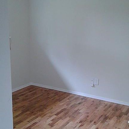 5th image of 8822 S K St
