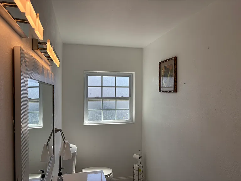 1215 S Keene Rd — Photo 34