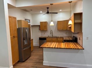 735 8th St, New Orleans, LA 70115