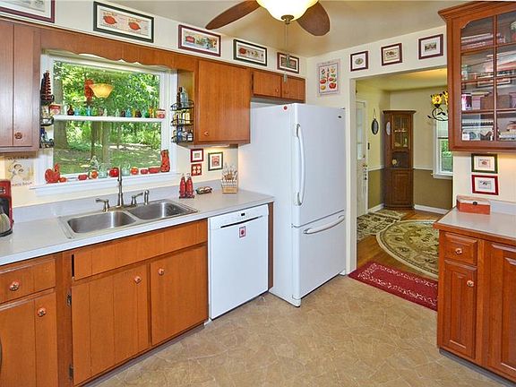 5th image of 5040 Northlawn Cir