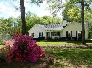 115 Riverside Ct, Sharpsburg, GA 30277