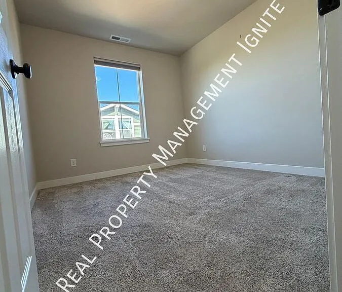 2713 NE Black Oak Pl — Photo 21