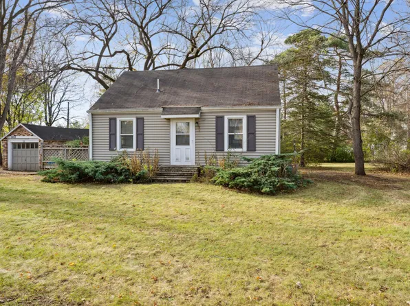 3428 Lowell St, Wayzata, MN 55391