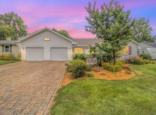 5648 Holly Dr, Jackson, MI 49201