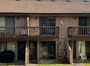 63 Aspen Colony APT 8, Fox Lake, IL 60020