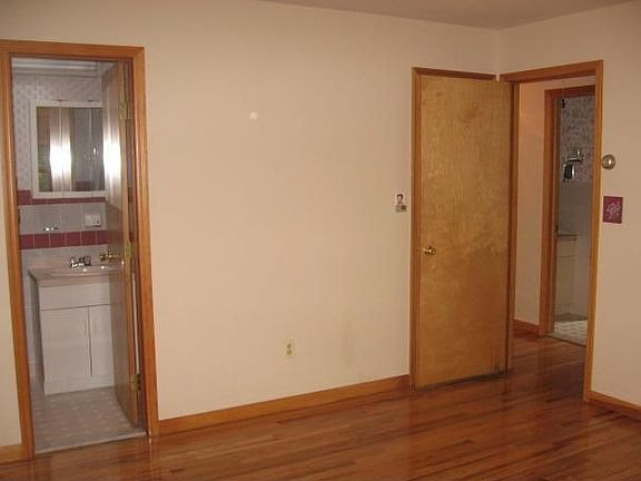 5th image of 10 Chopek Ln