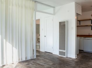 8159 Willoughby Ave, West Hollywood, CA 90046