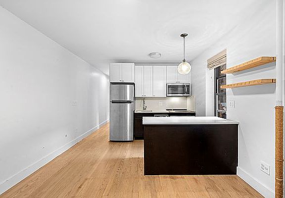 3rd image of 2107 Bedford Ave APT C1