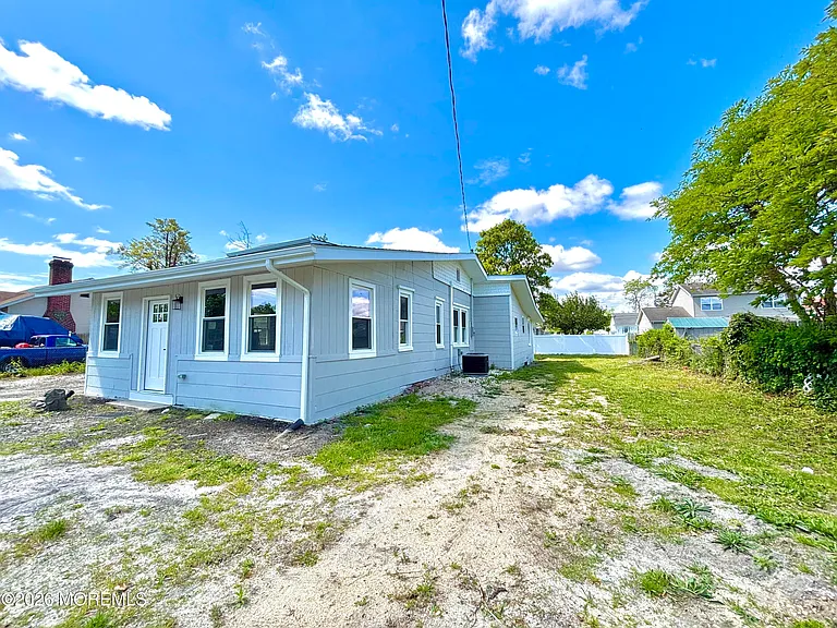 408 Forepeak Ave — Photo 31