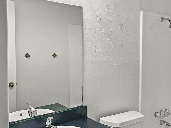 3rd image of 2021 Oakwood Ln