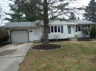 4216 W Wackerly St, Midland, MI 48640