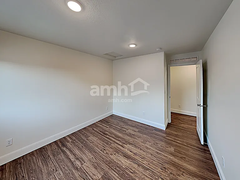 2682 W 3400 S — Photo 17