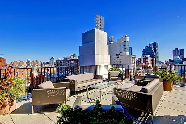 Sold by Halstead Real Estate | media 15