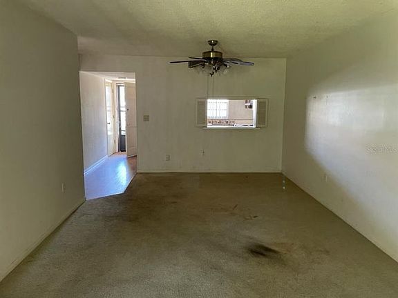 4th image of 19029 Us Highway 19 N APT 2-10