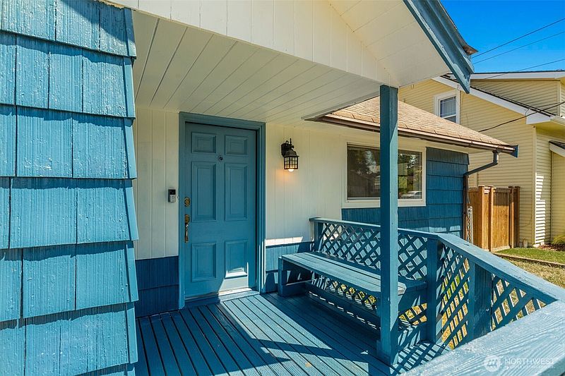 3rd image of 2205 Columbia Ave, Everett, WA