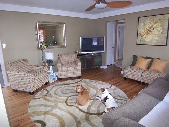 5th image of 4426 Holmes Dr