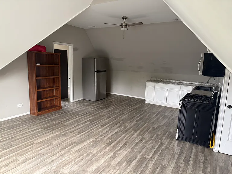 2534 N Murray Ave #2 — Photo 3