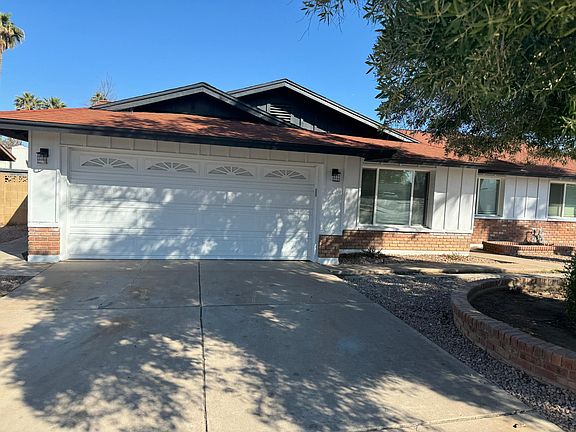 3rd image of 1990 E Balboa Dr