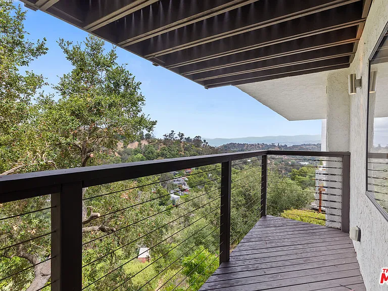 2013 Cyprean Dr — Photo 6