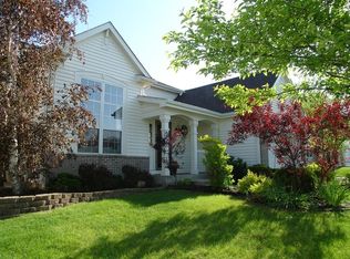 3241 Hopewell Dr, Aurora, IL 60502