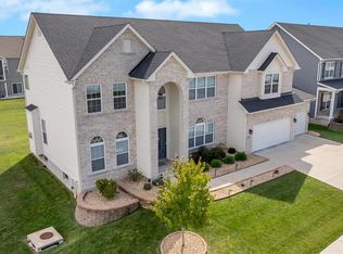 710 Antler Ridge Dr, Saint Charles, MO 63301