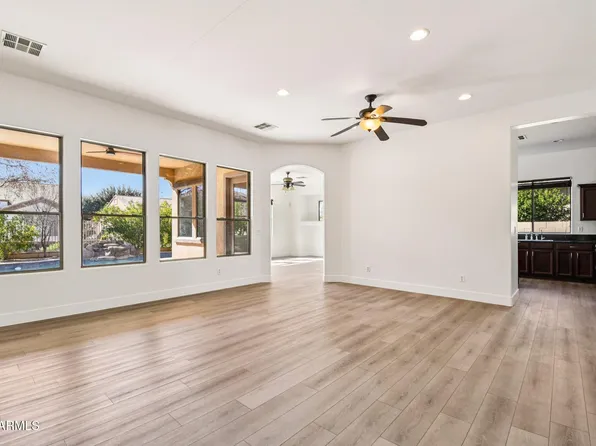 2991 S ROCA Street, Gilbert, AZ 85295