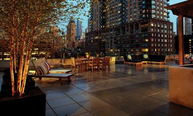 Rented by BLU Real Estate | media 42