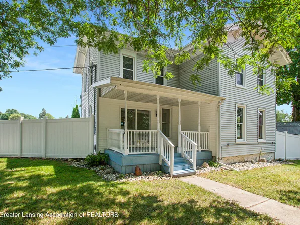 315 S Main St, Leslie, MI 49251