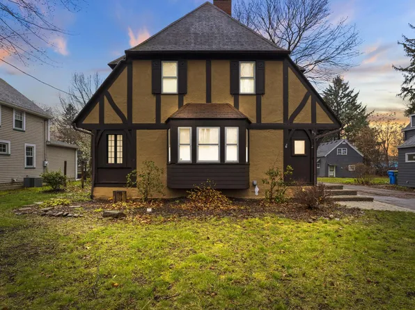 63 Pearson St, Rochester, NY 14612