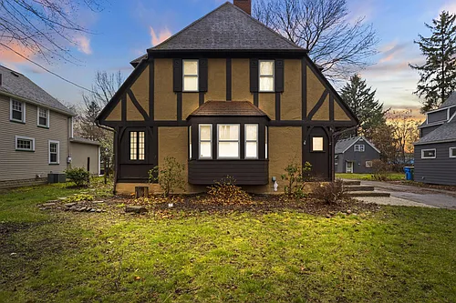 63 Pearson St Photo 1