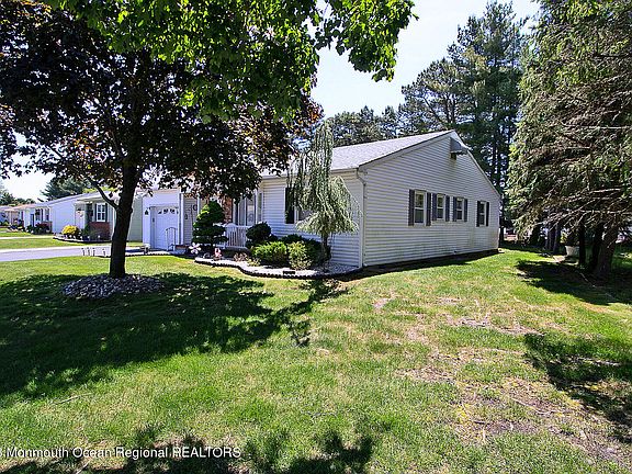 3rd image of 34 Whitaker Drive