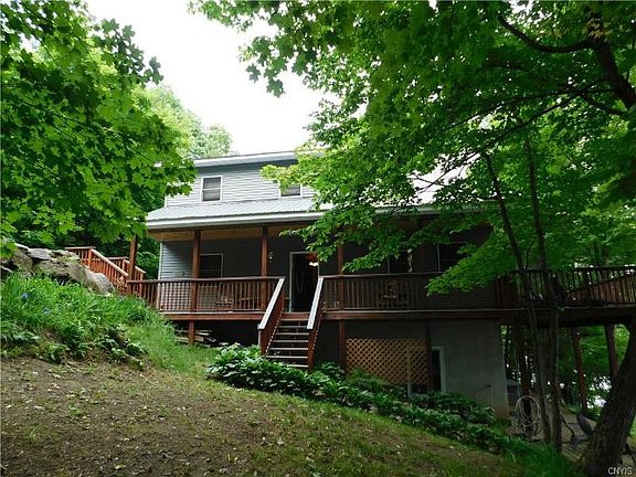 4th image of 60 Patrick Dr