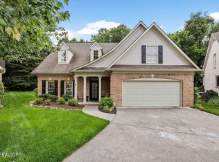 1127 Highgrove Garden Way, Knoxville, TN 37922