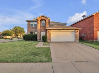 3825 Irish Setter Dr, Fort Worth, TX 76123