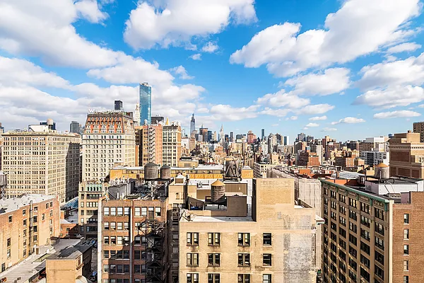 Sold by Compass | media 2