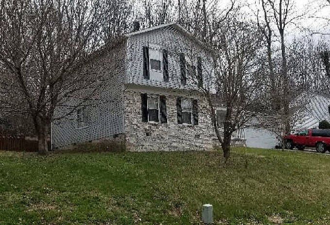 2nd image of 8108 Cedar Run Dr
