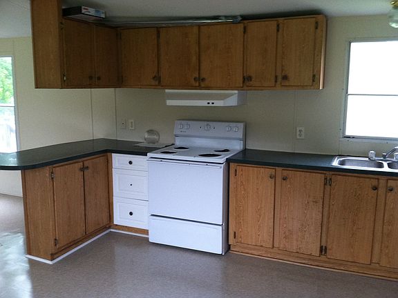 3rd image of 7557 Mount Dr