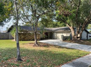 402 Seville Ave, Altamonte Springs, FL 32714