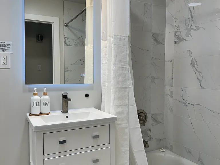 Manor Dr — Photo 9