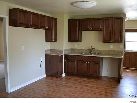 4th image of 320 Colston Ave