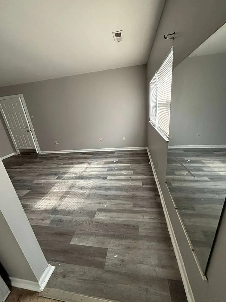 1 bed, 650 sqft, $1,000 — Photo 2