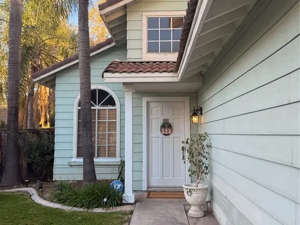 2699 Annapolis Cir, San Bernardino, CA 92408